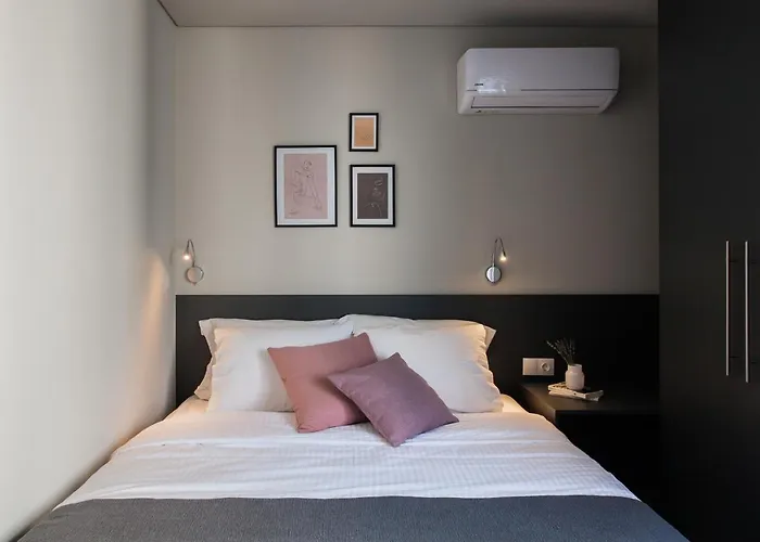 Wyz Athens Apartments By Upstreet